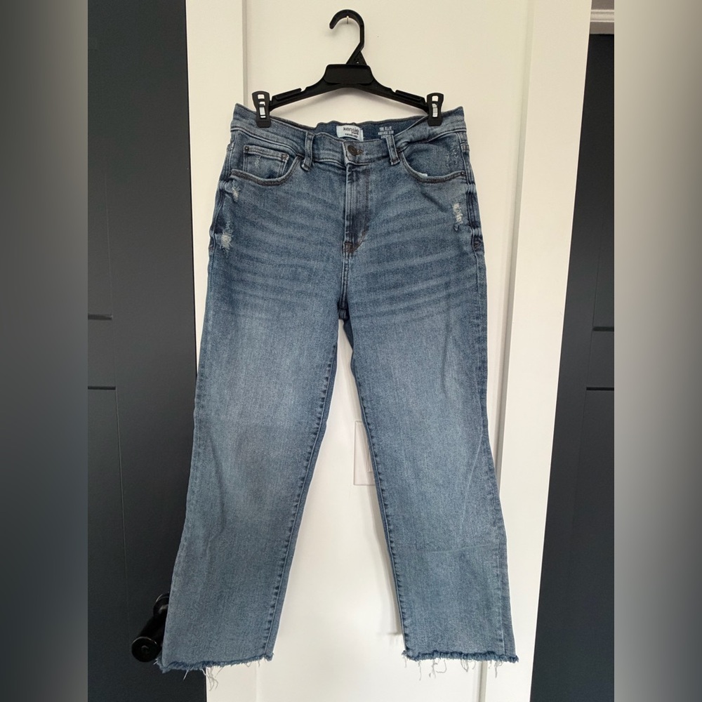 Kensie Straight/Cropped Leg Jeans - Size 10/30